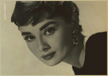 Plakát Audrey Hepburn č.132, 42x30 cm