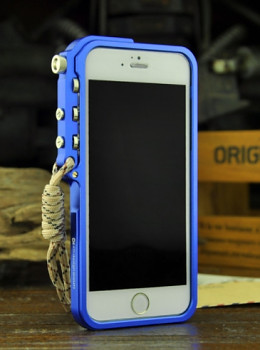 Odolný rámeček pro iPhone 4, 4sTrigger Bumper modrý