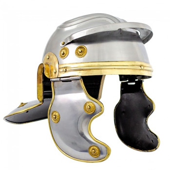 Římská legionářská helma